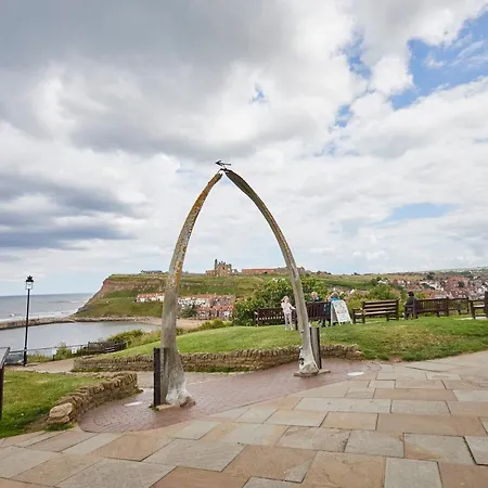 Prázdninový dům Host & - 2 The Mount *